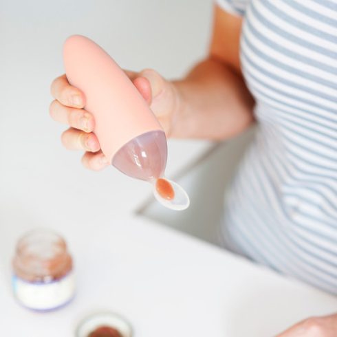 Boon Squirt bébiétel adagoló etetőkanál - pink