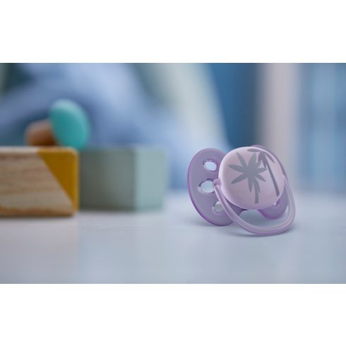 Philips AVENT SCF092/03 Ultrasoft Premium játszócumi 0-6hó lila, 1 db